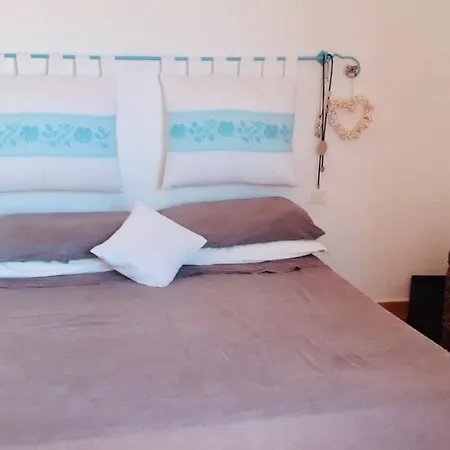 Zoe Holiday home