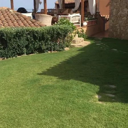 Zoe Holiday home